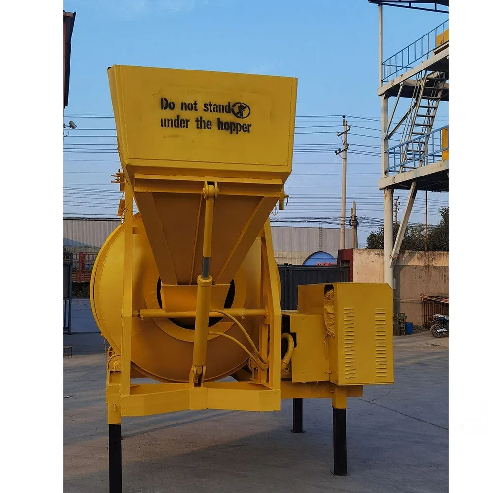 Diesel Cement Mixer 700L Wheeled Concrete Mixing with Hoist Hydraulic Lifting