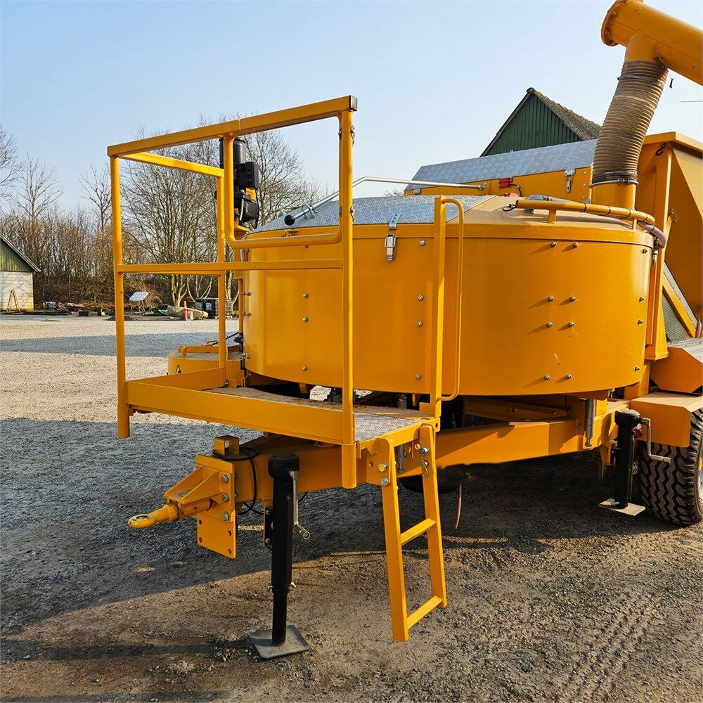 25m3/h to 50m3/h Ready Mobile Concrete Batching Machine Plant Concrete Mixing Plant for Sale