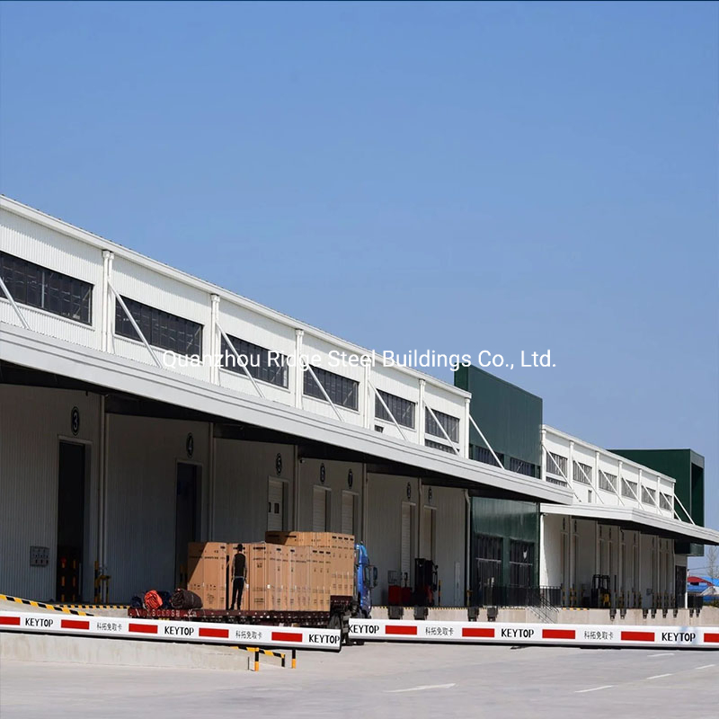 Estrutura de Armação de Aço Prefabricada para Armazém Edifício Comercial Prefabricado com Telhado e Parede de Painel Sanduíche Isolante