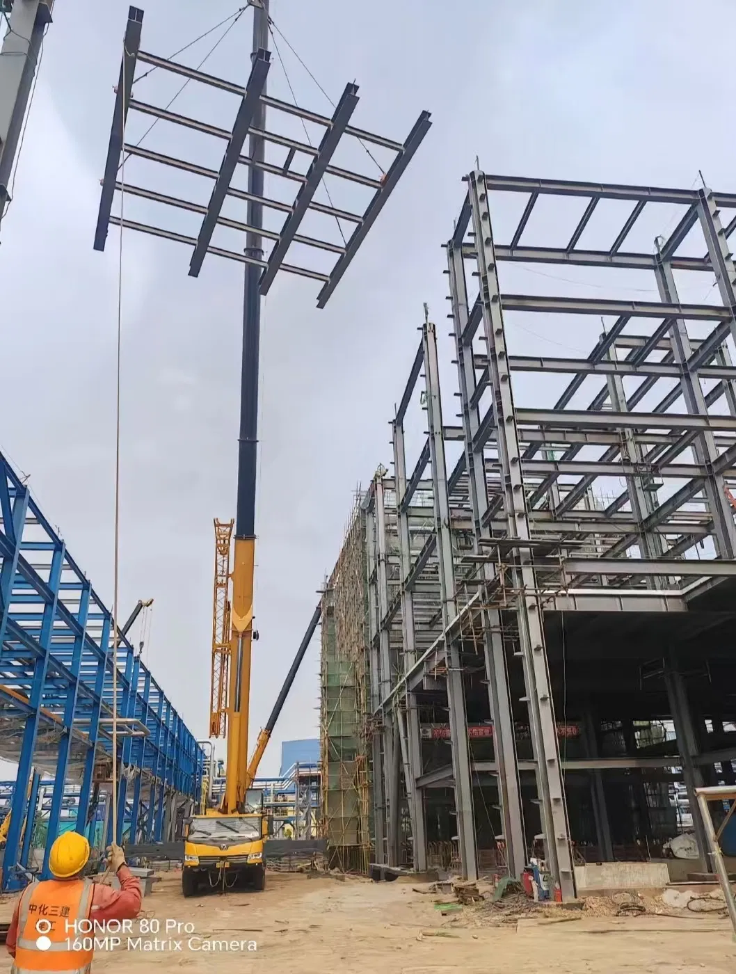 Armazém modular pré-fabricado de estrutura de aço para armazenamento a frio com parede de isolamento refrigerado