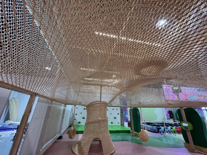Centro de Diversão Indoor para Crianças Centro de Brincadeiras Indoor com Rede de Escalada