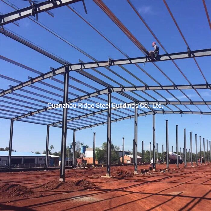 Estrutura de Armação de Aço Prefabricada para Armazém Edifício Comercial Prefabricado com Telhado e Parede de Painel Sanduíche Isolante