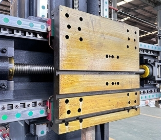 Centro de Maquinagem CNC Industrial de Precisão para Design Eficaz de Moldes Vtc5060A