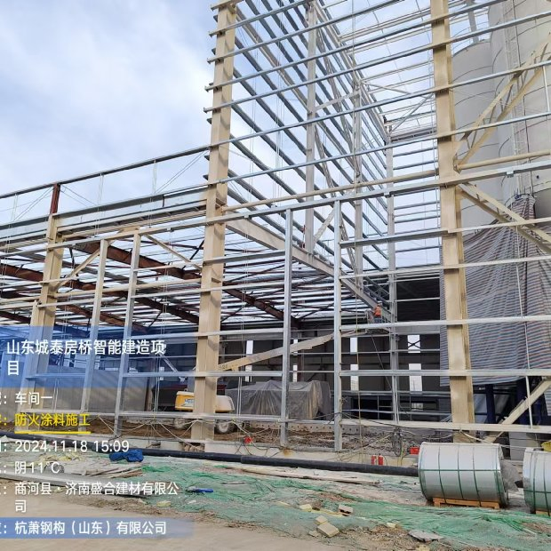Estruturas de Aço de Alta Resistência Prefabricadas de Luxo Personalizadas para Edifícios de Vários Andares para Negócios, Escritórios Comerciais, Construção de Pisos e Portas
