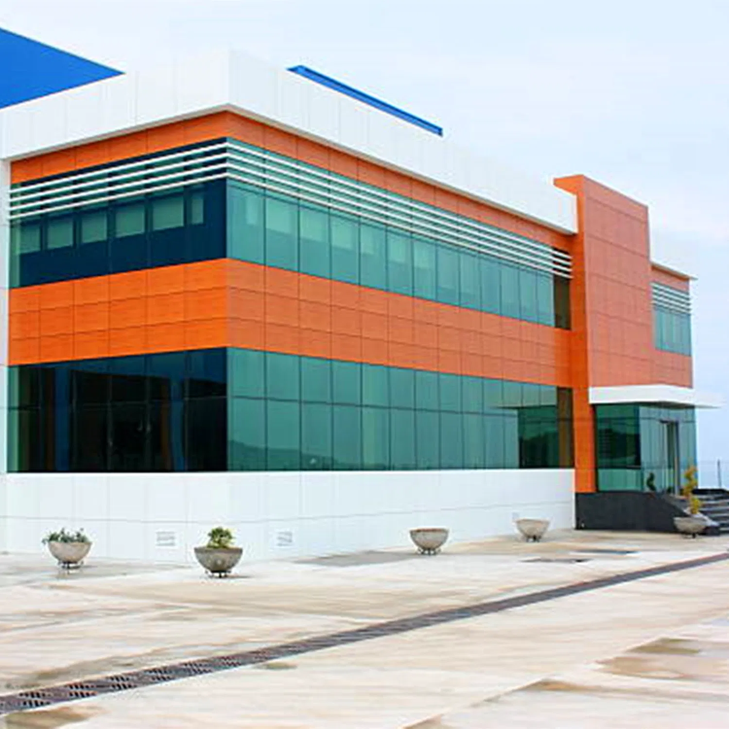 Estrutura de Aço Personalizada para Escritório Comercial Usado em Edifício de Administração de Fabricante Chinês
