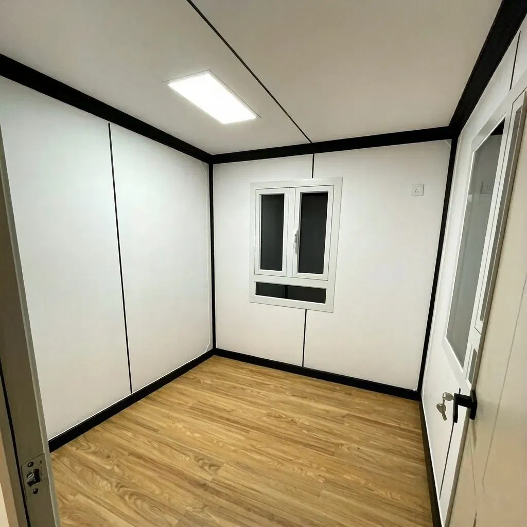 Casas Contêineres Contemporâneas Modulares de Aço Prefabricadas e Expansíveis com Painéis Sanduíche para Vila, Quarto, Edifício de Escritório