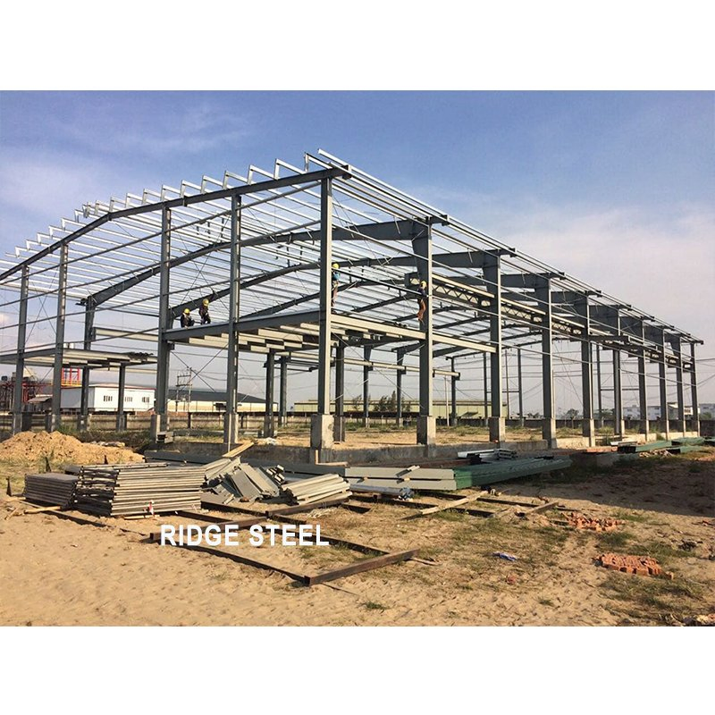 Construção de Edifício Comercial em Estrutura de Aço Modular para Supermercado