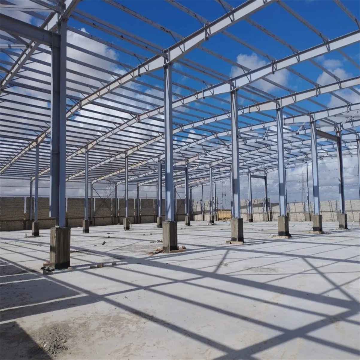 Projeto Gratuito Estrutura de Aço Leve de Alta Elevação Edifício Comercial Prefabricado de Múltiplos Andares Estrutura de Portal Hangar Salão Oficina