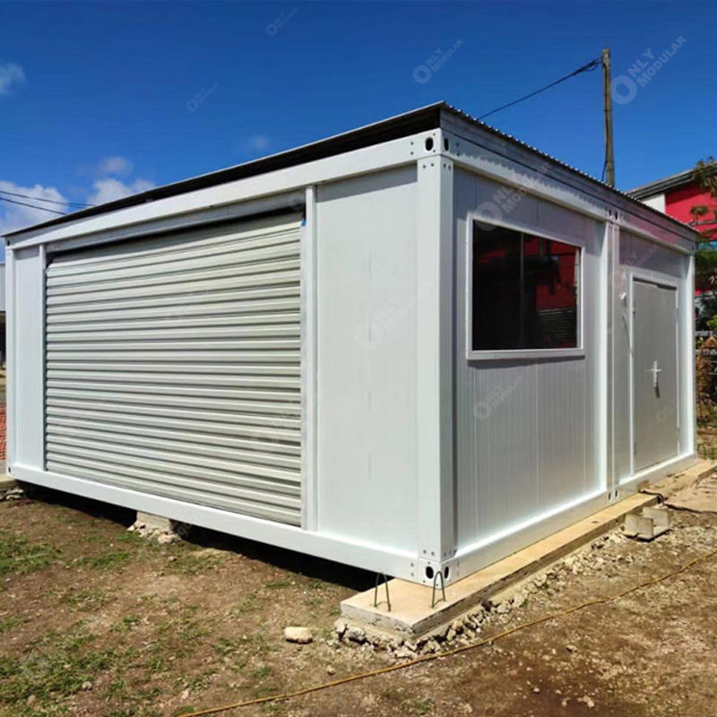 Uma Casa de Estrutura Prefabricada para Escritório