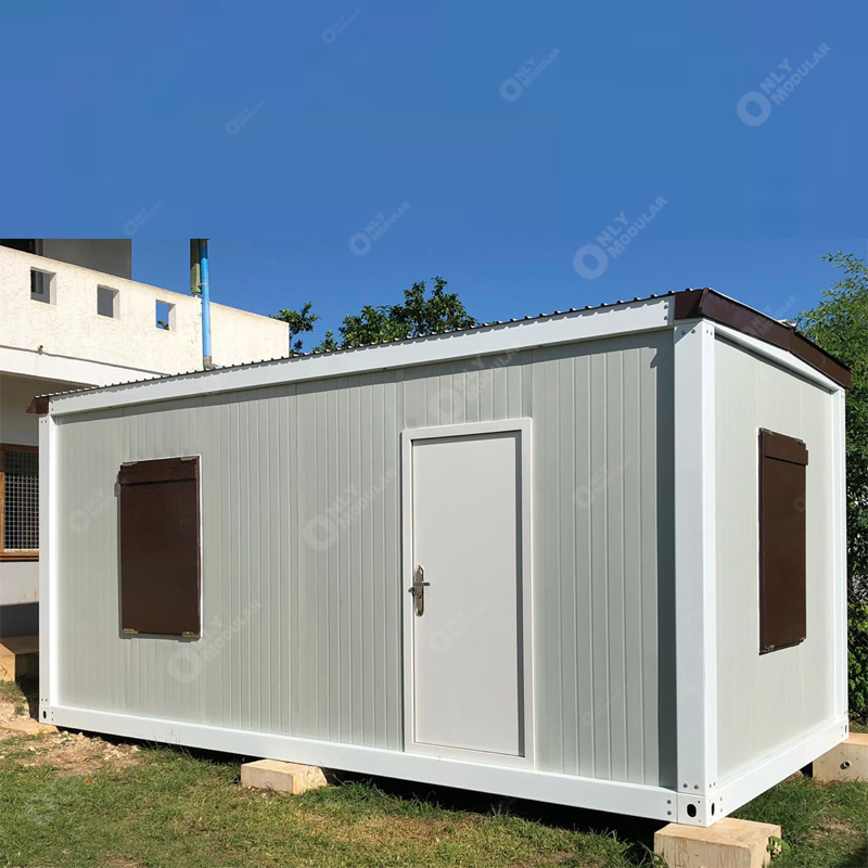 Uma Casa de Estrutura Prefabricada para Escritório