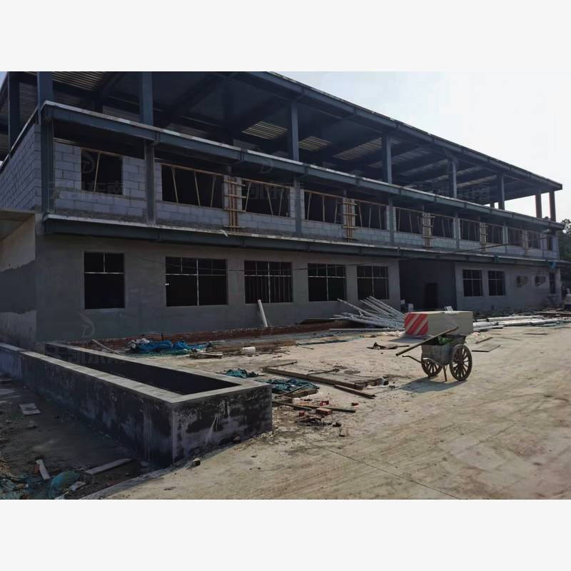 Componentes de Edifícios Prefabricados de Alta Resistência e Módulos de Construção Formam um Edifício Comercial de Aço Confiável