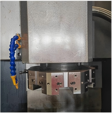 Centro de Maquinagem CNC Profissional para Criação Avançada de Moldes Vtc5060A