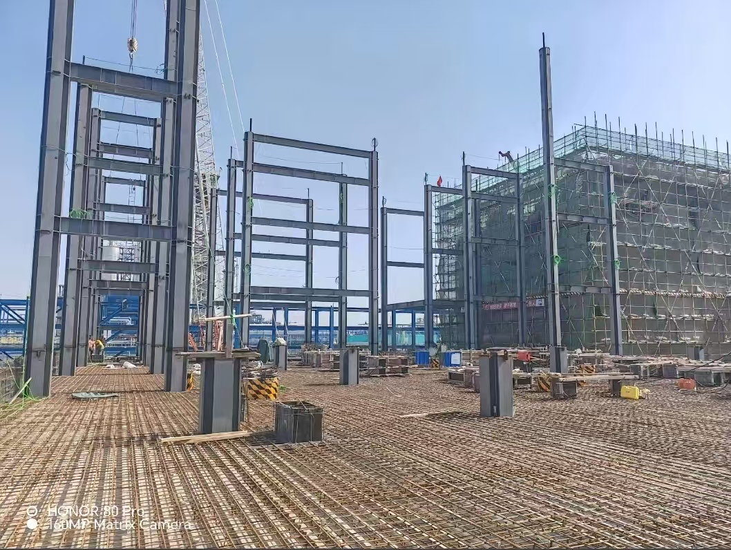 Armazém modular pré-fabricado de estrutura de aço para armazenamento a frio com parede de isolamento refrigerado