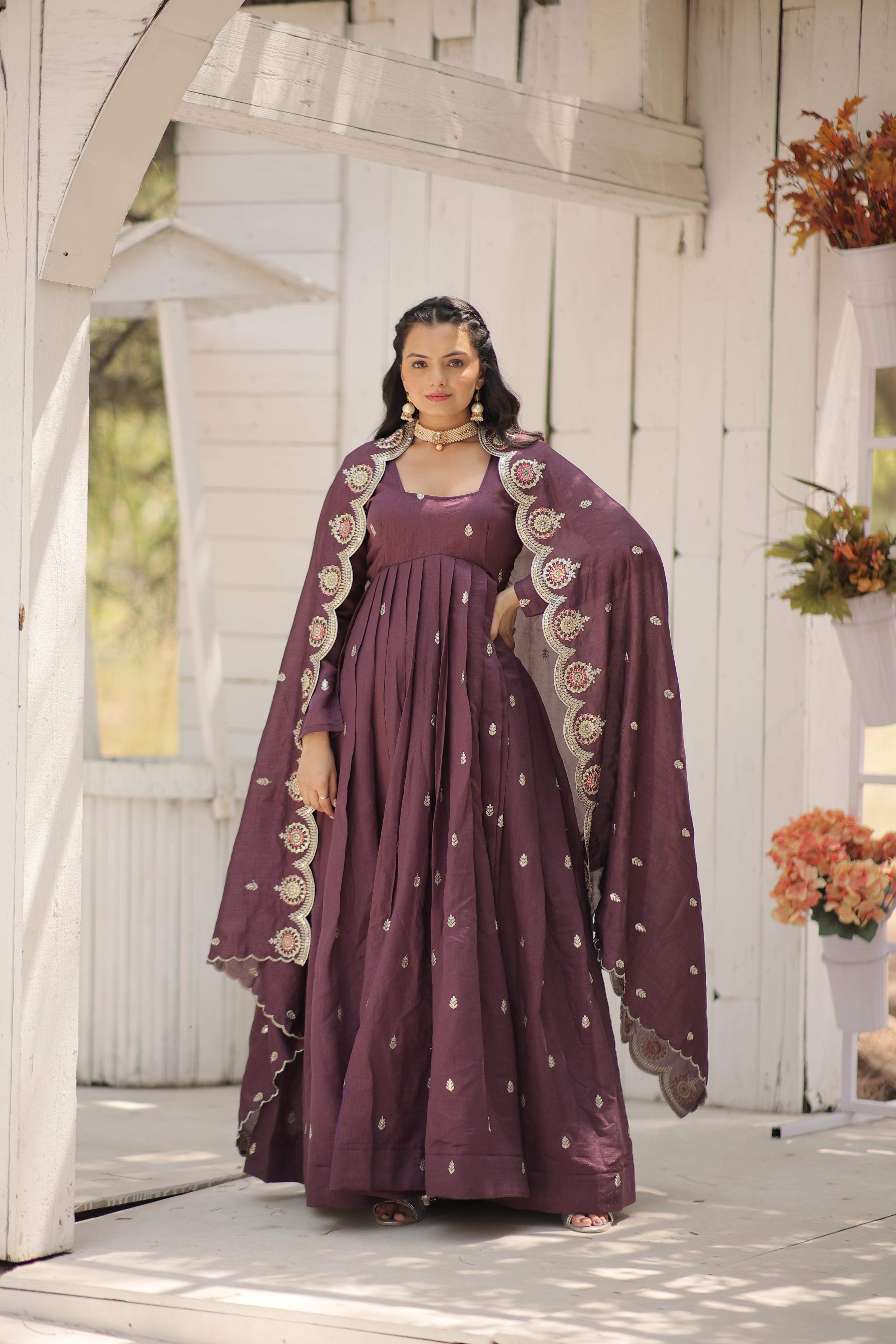 Gown View 4