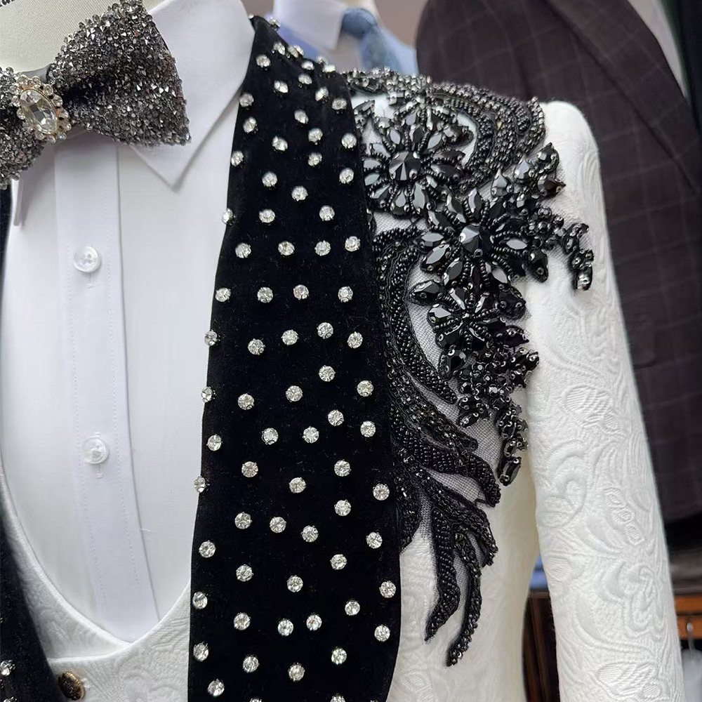 Custom Luxury Designer Tuxedo Men Suits 3 Piece White and Black Style Suits Wedding Party Elegant Formal Slim Fit Suit