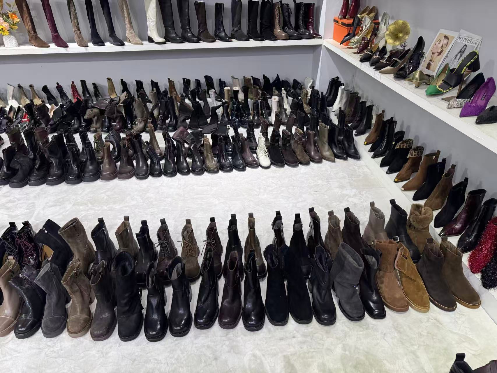 Showroom Display 1