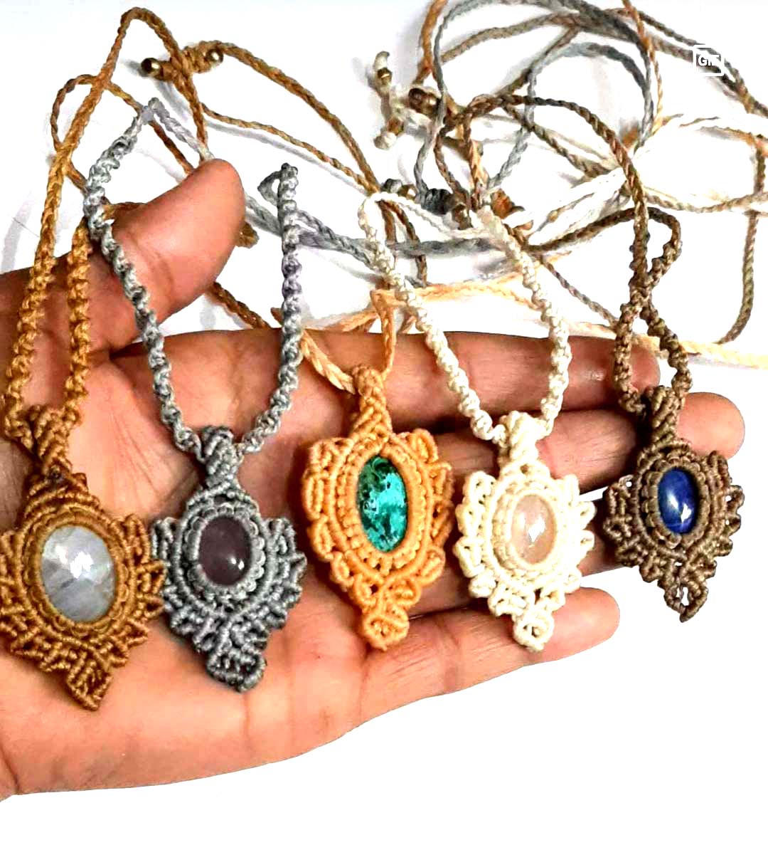 Macrame jewelry 3