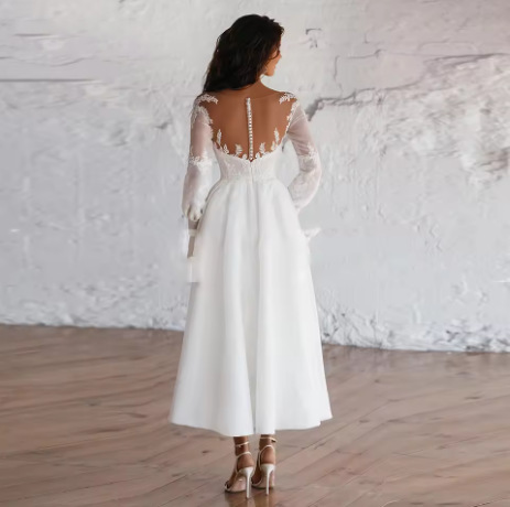 Drop Shipping Modern White Lightweight Wedding Dress Deep V-Neck Backless Slimming Registration Dress Small Formal