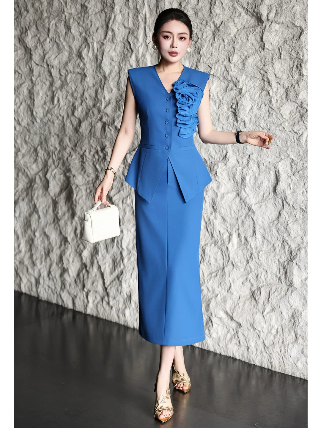 2026 Summer Luxury Exquisite Floral Mid-Length Sleeveless Top Knee Skirt Set Women Spring/Summer Workplace Formal Worsted