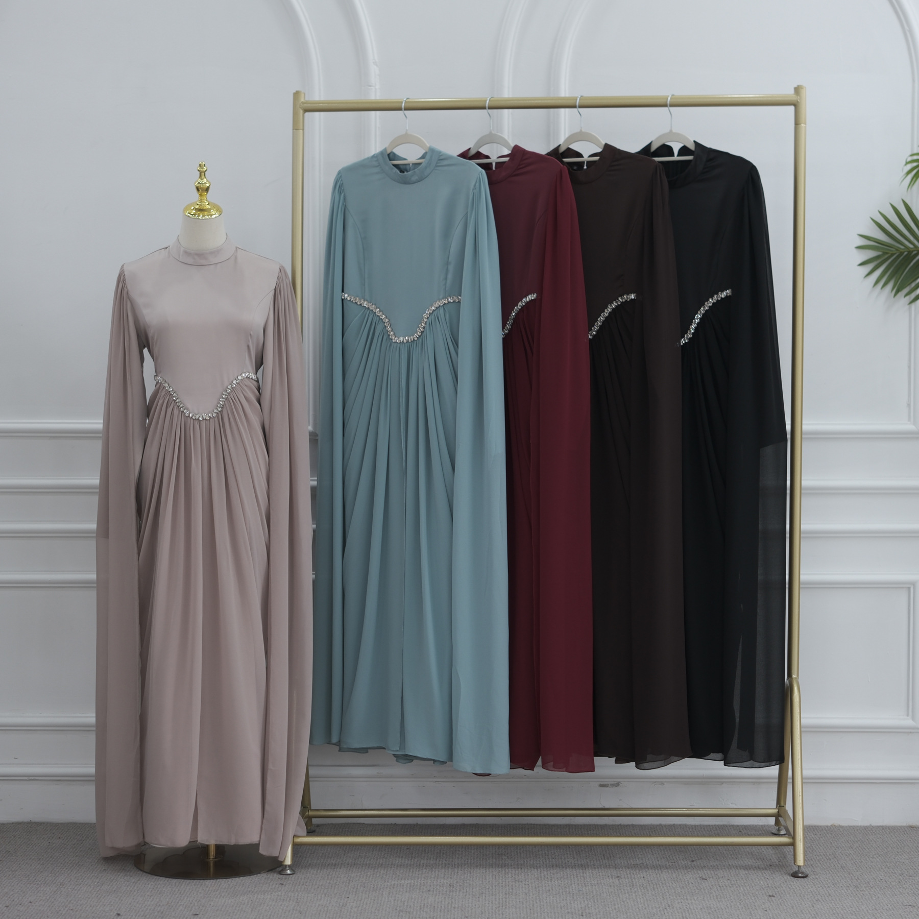 Modest Muslim Style Elegant Abaya Women Luxury Beaded Waist Chiffon Cape Sleeve Maxi Formal Gown for Wedding Party Spring