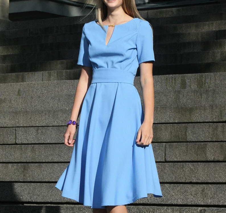 Elegant Office Lady Dress Detail 1