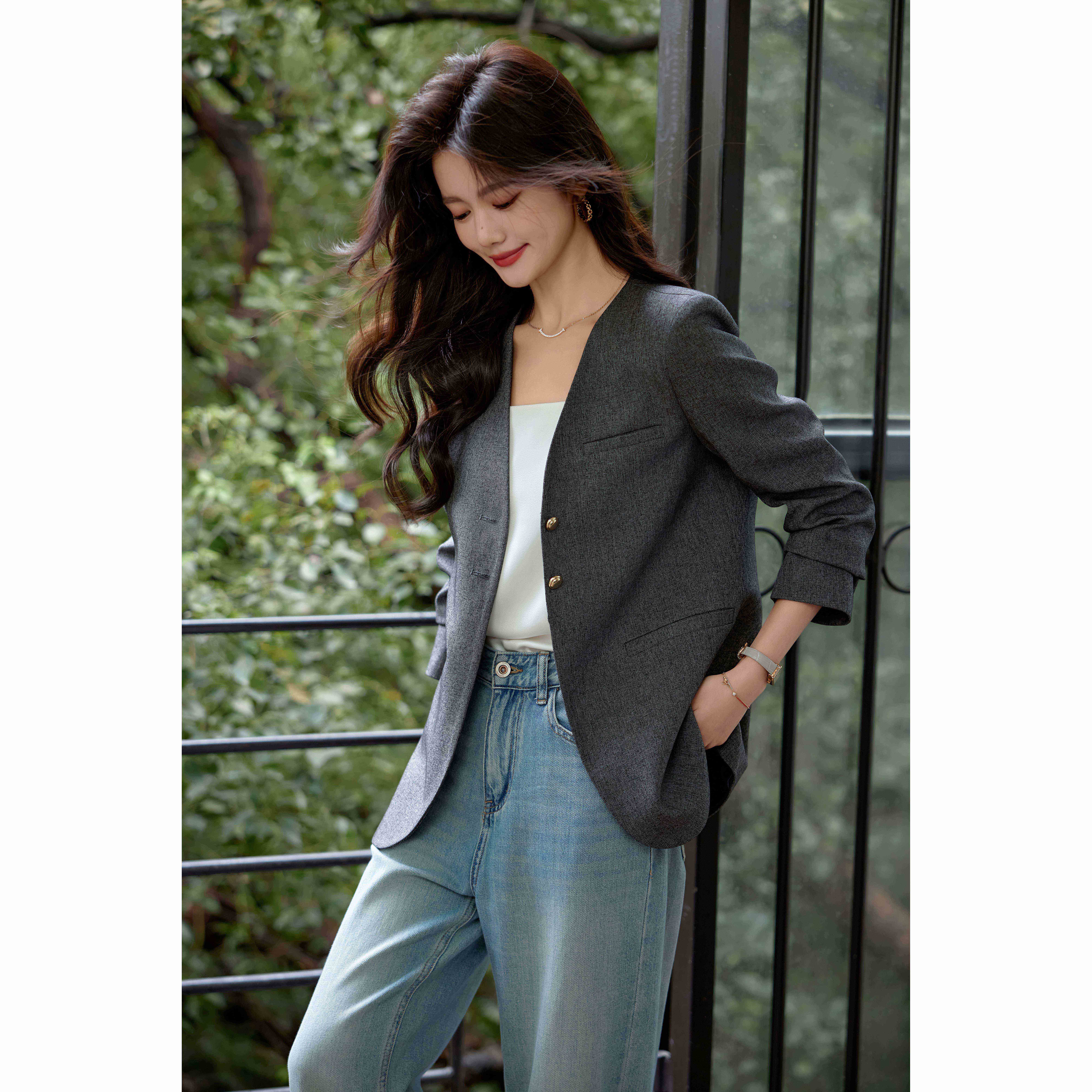 MIER XW1261 Formal Single Breasted Button Solid Woven Anti-Wrinkle Hand Embroidery Spandex/Polyester V-neck Full Sleeve Women