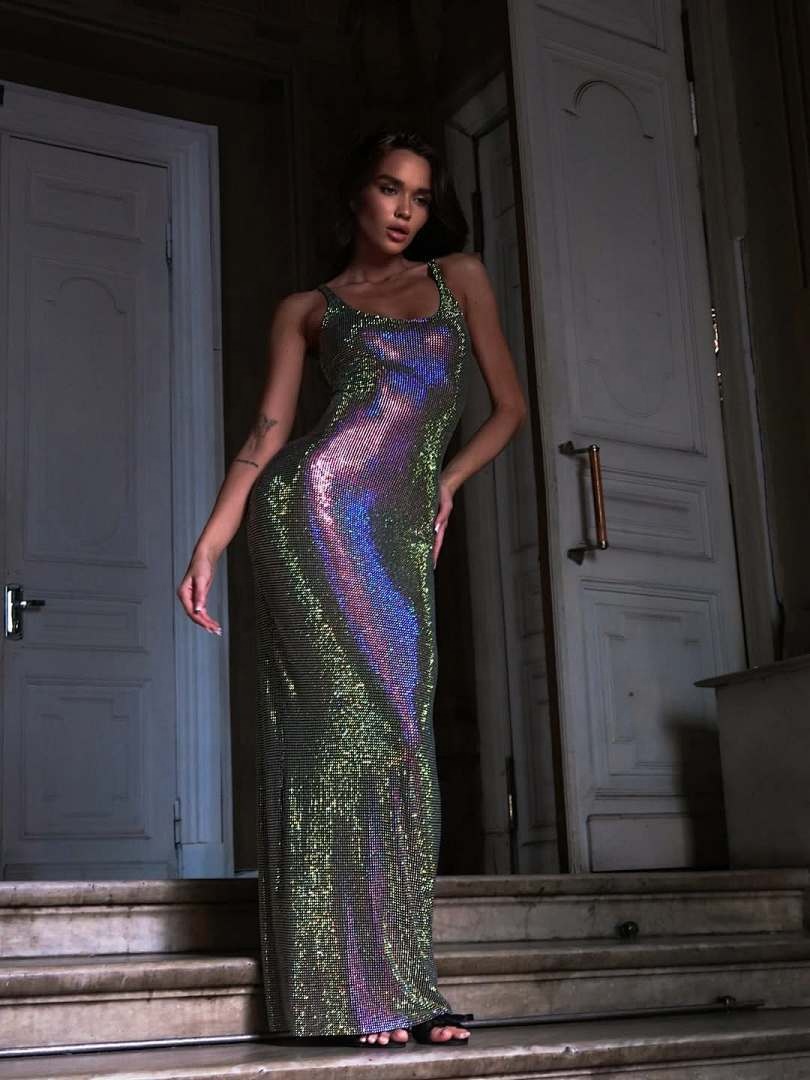 A11673 Luxury Red Evening Formal Dress for Women Sequin Embellished Maxi-Length Diamond Decoration for Prom Red Carpet