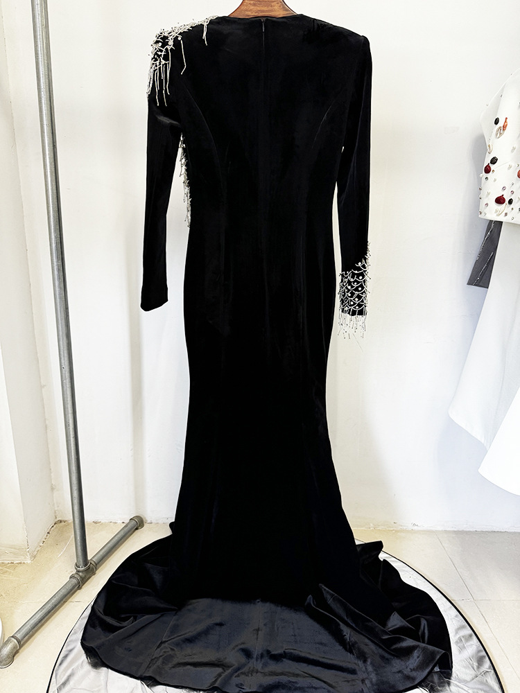 2025 New Modest Market Collection Bead Tassel Evening Gown Elegant Luxury Long Dress Arabic Formal Wear with Crystal Embroidery