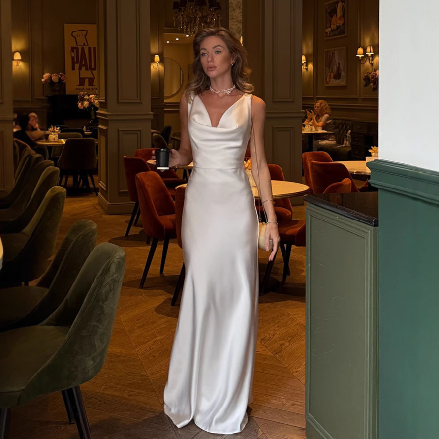 Minimalist White Satin Cowl Neck Formal Maxi Dress &amp; FTS 1688 Low MOQ Sourcing Service with Low Commission