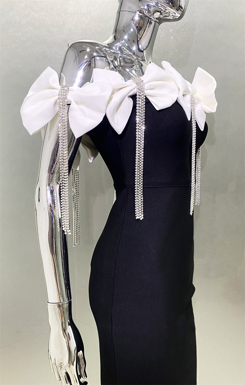 Evening Gown Detail Image 5