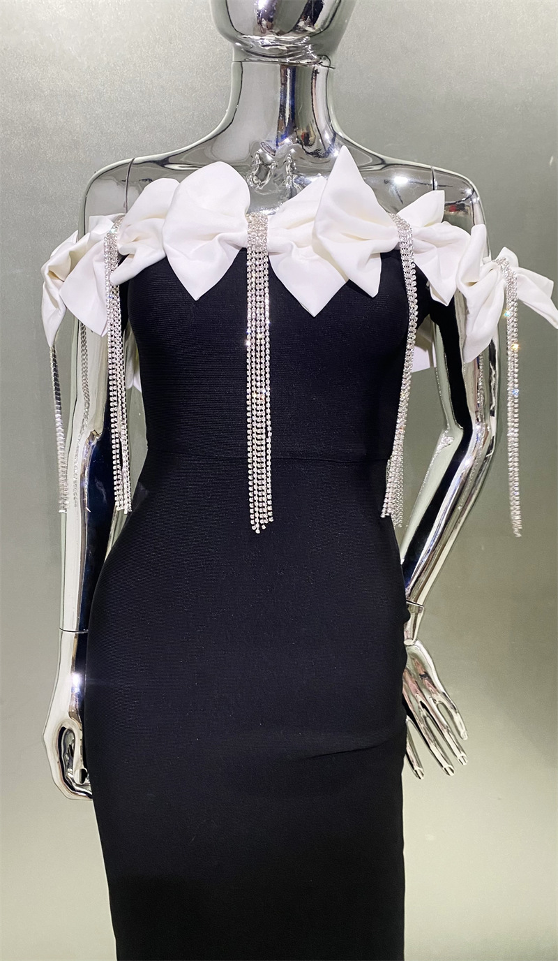 Evening Gown Detail Image 4