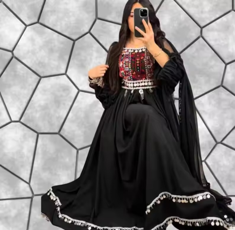 Kuchi Dress Detail 2