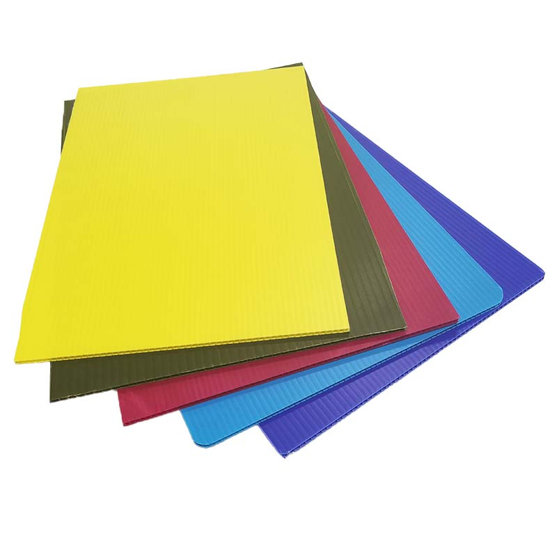 Large Waterproof Corrugated Polypropylene Plastic PP Coroplast Sheet with Hollow Fluted Sheeting for Printing Panels Board Baords