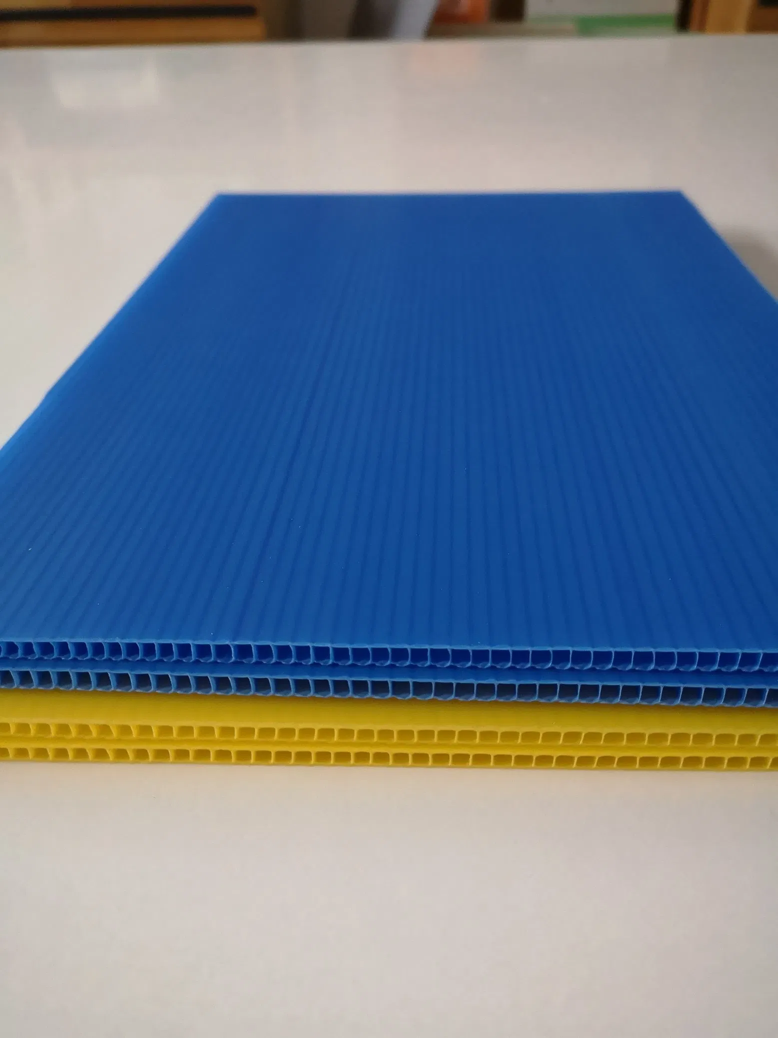 6mm Coroplast Corflute Panel PP Corrugated Honeycomb Plastic Divider Sheet