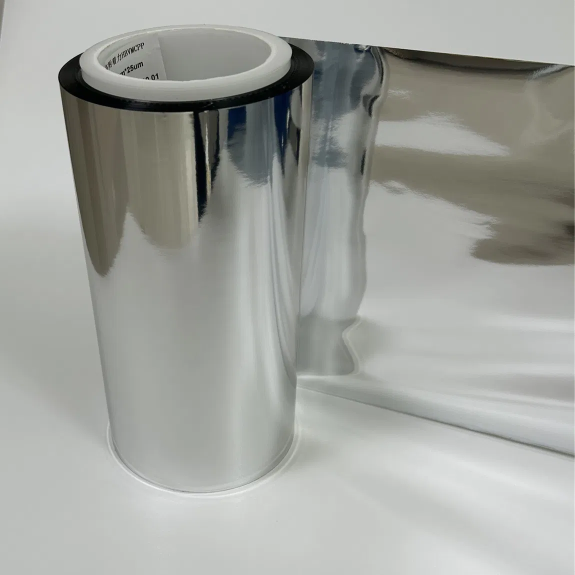 VMCPP Film Vmbopp Film Vmopp Film VMPET Film Vmpe Film Vmmdope Film Metallized Film CPP BOPP OPP Pet Aluminum Foil High Barrier Silver Color Film