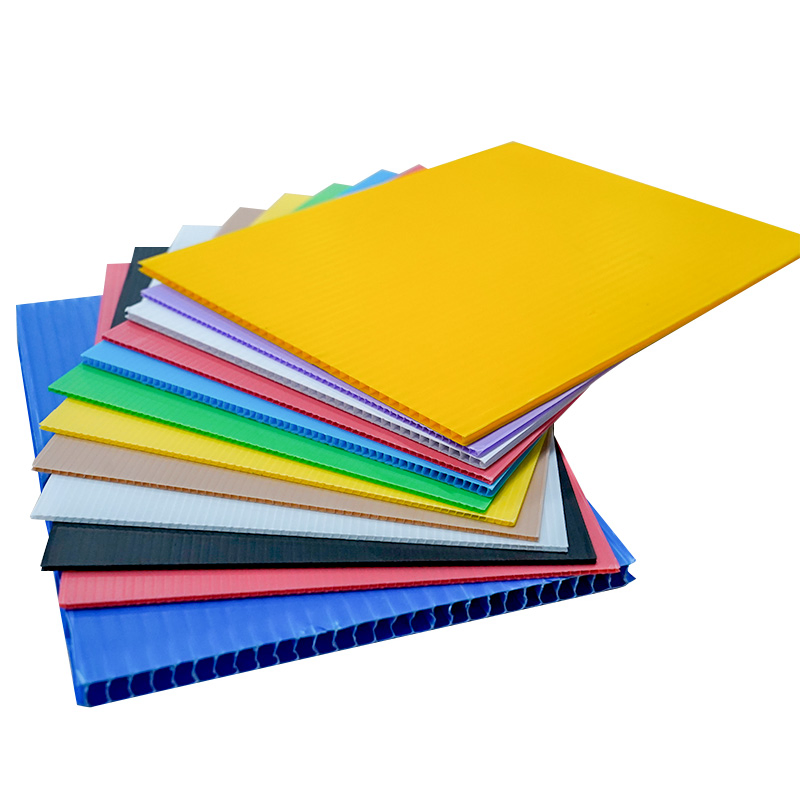 Large Waterproof Corrugated Polypropylene Plastic PP Coroplast Sheet with Hollow Fluted Sheeting for Printing Panels Board Baords