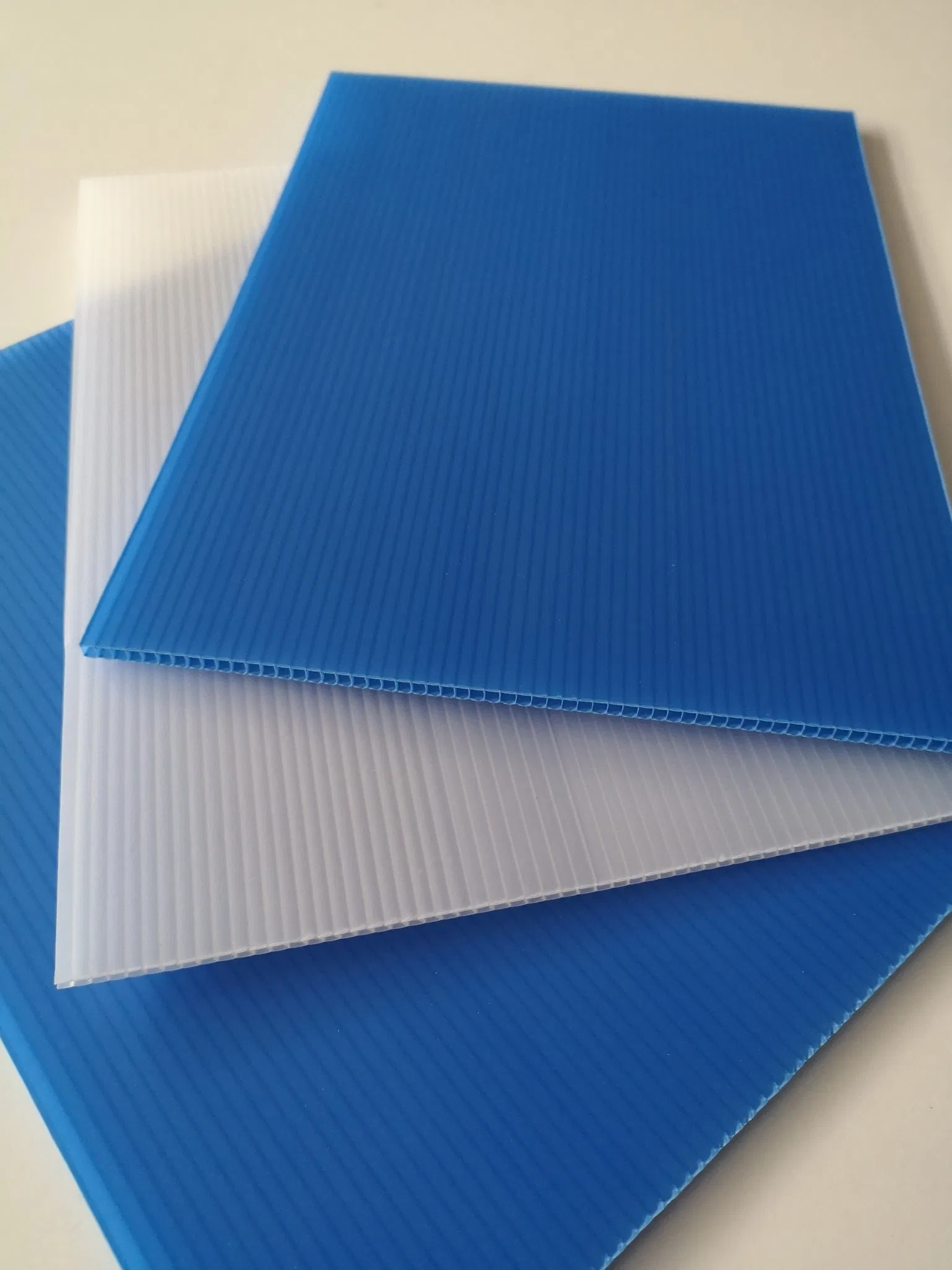 6mm Coroplast Corflute Panel PP Corrugated Honeycomb Plastic Divider Sheet