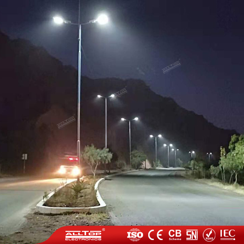 Integrated IP65 Waterproof 50W 100W 150W 200W 300W Highway Outdoor All in One LED Solar Street Light