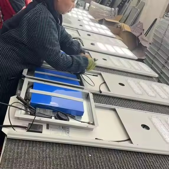 LED Solar Streets Lights IP65 Waterproof Outdoor Lamps All in One Integrated Street Light 800W 1200W Aluminium Lighting