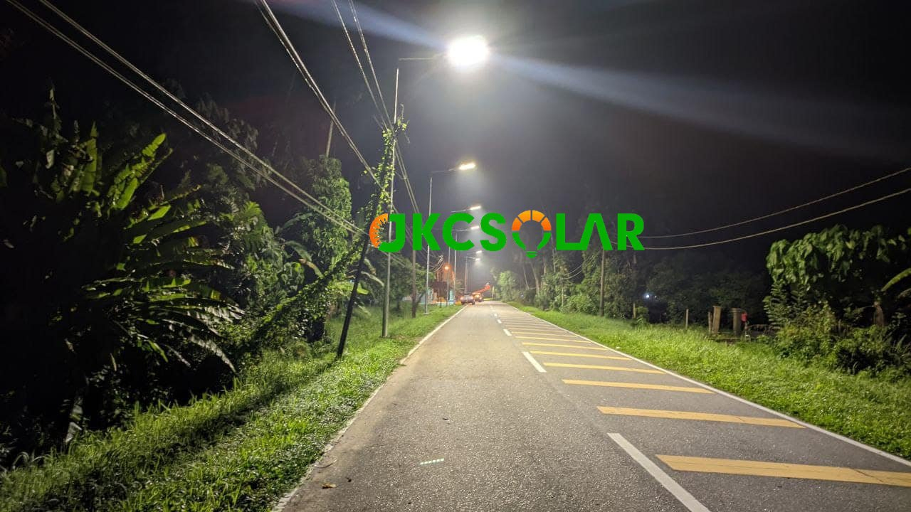 Durable 60W Solar Street Light Energy Saving Lamp for Outdoor Use
