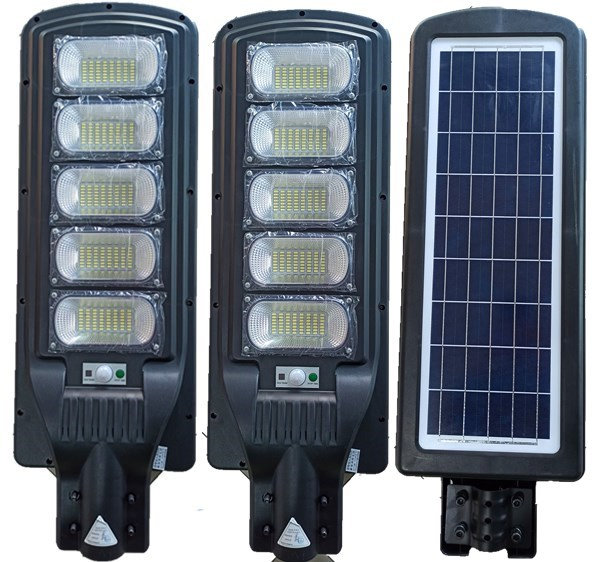 Yaye 2022 Hot Sell USD24.5/PC for 300W Lithium Battery Highway Cost Installing Solar LED Street Light with Control Modes: Light +Time + Rador Sensor + Remote