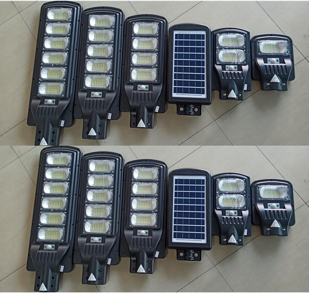 Yaye 2022 Hot Sell USD24.5/PC for 300W Lithium Battery Highway Cost Installing Solar LED Street Light with Control Modes: Light +Time + Rador Sensor + Remote