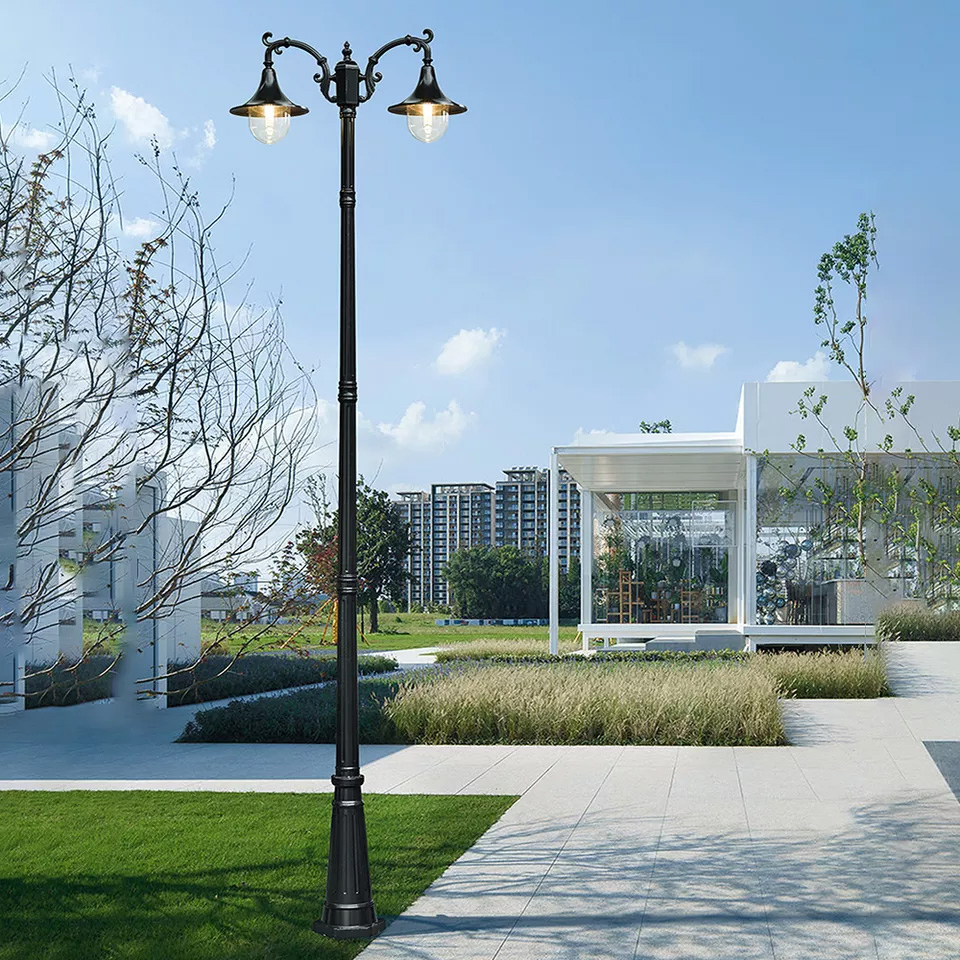 Residential Garden Energy Saving Light Outdoor IP65 Waterproof 20W Solar Street Light