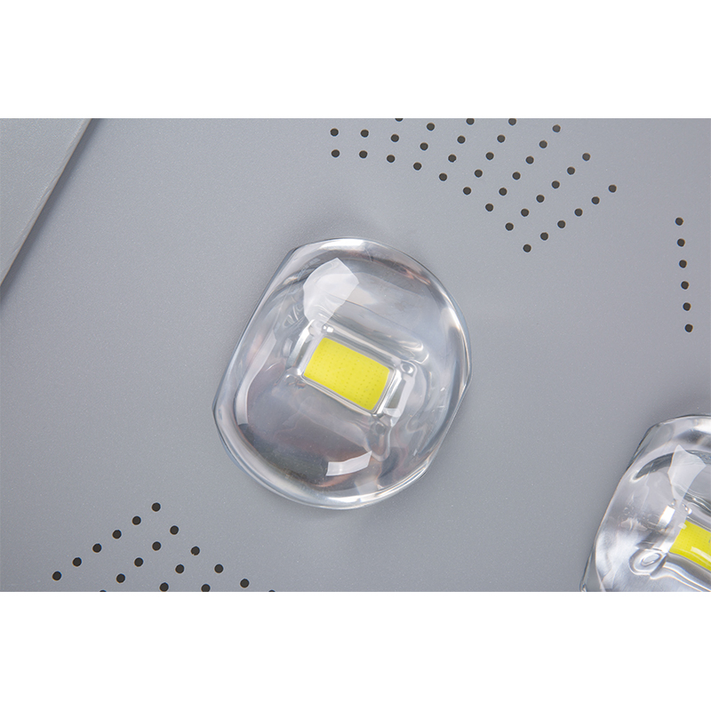 Intelligent Solar LED Street Road Light for Outdoor Urban Roadway Public Area Lighting