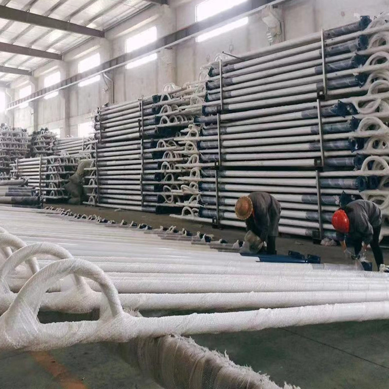 Customized Height High Mast Lighting Poles Galvanized High Pole Street Light