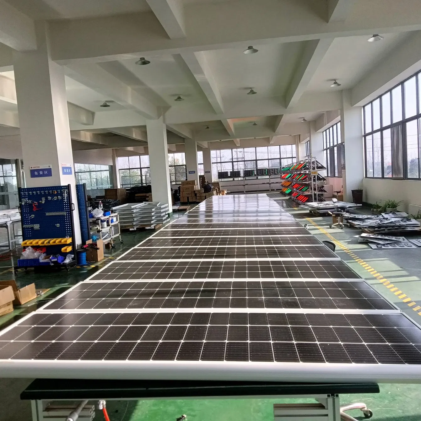 Outdoor Motion Sensor Integrated Solar LED Street Light