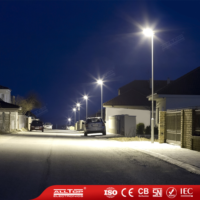 Integrated IP65 Waterproof 50W 100W 150W 200W 300W Highway Outdoor All in One LED Solar Street Light