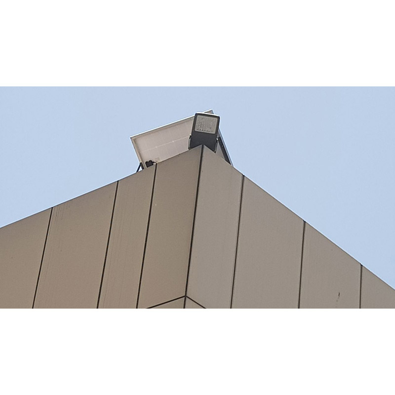 IP65 Rated Solar LED Street Lights with Remote Sensor Control