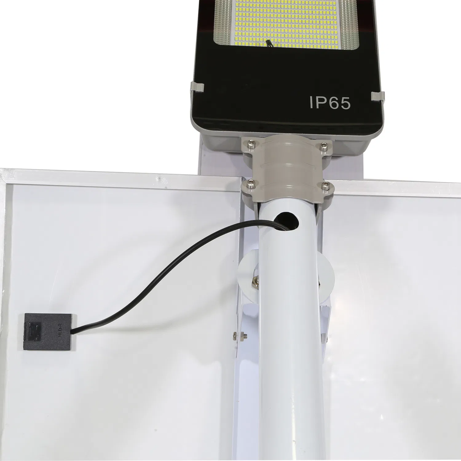 60W High Brightness Street Light with Bracket Eonomical High Quality Waterproof IP65 Garden Street Yard or Park Golden Bean Solar Street Light