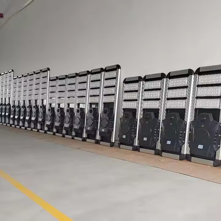 Dusk-to-Dawn Lighting High-Brightness Integrated Solar Street Light All-in-One Solar Lamp for Highways